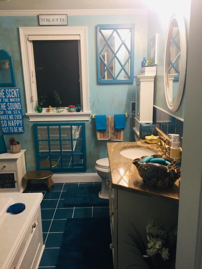 | Inn 38 Oak Bluff Circle