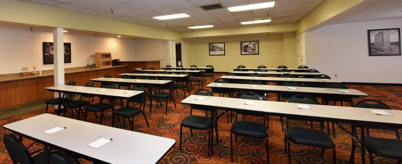  | Best Western Plus Ahtanum Inn