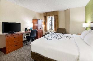 Room #49207608 at Sleep Inn Wytheville I-77 and I-81