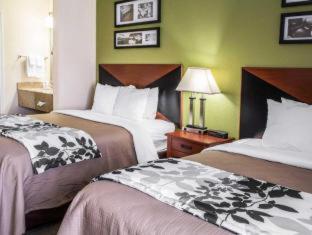 Room #49207609 at Sleep Inn Wytheville I-77 and I-81