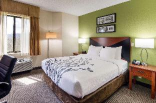 Room #49207610 at Sleep Inn Wytheville I-77 and I-81