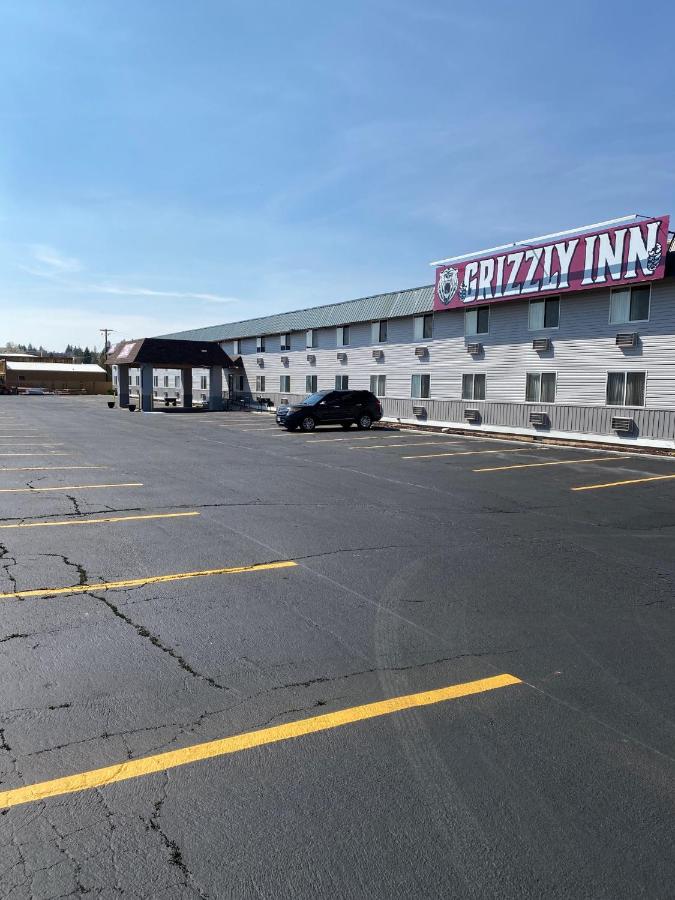 | Grizzly Inn