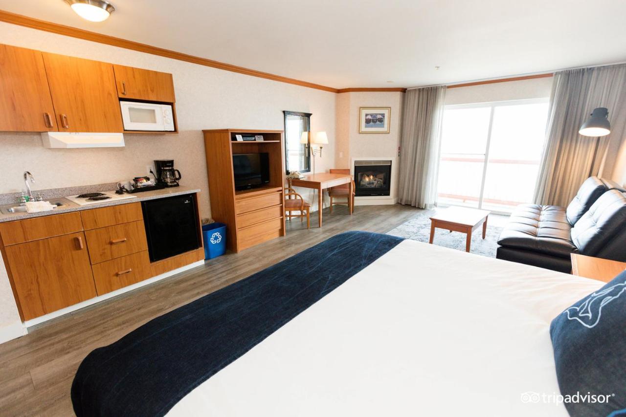 | Surftides Hotel