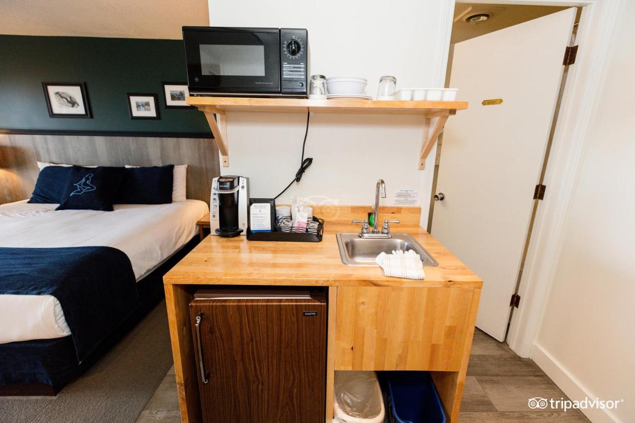 | Surftides Hotel