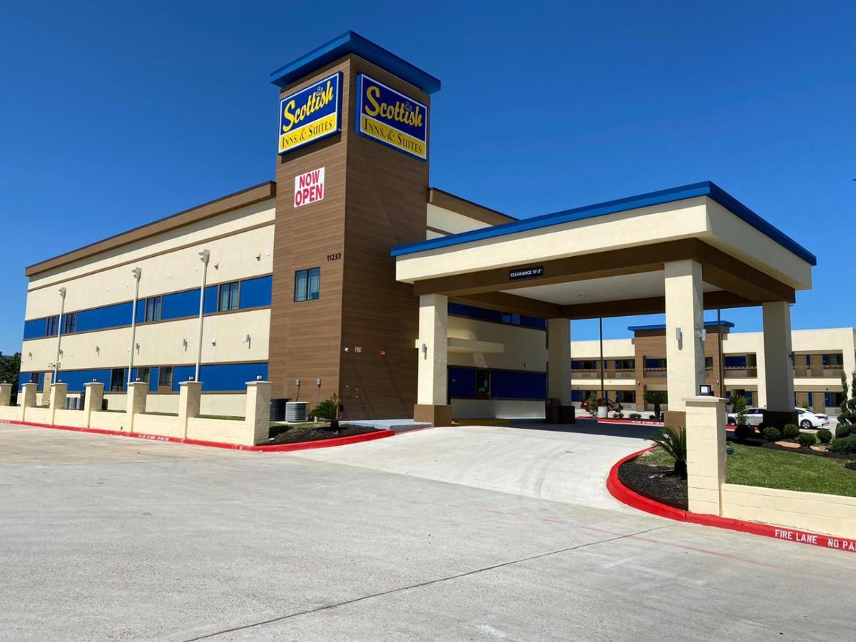 | Scottish Inn & Suites Houston Willowbrook