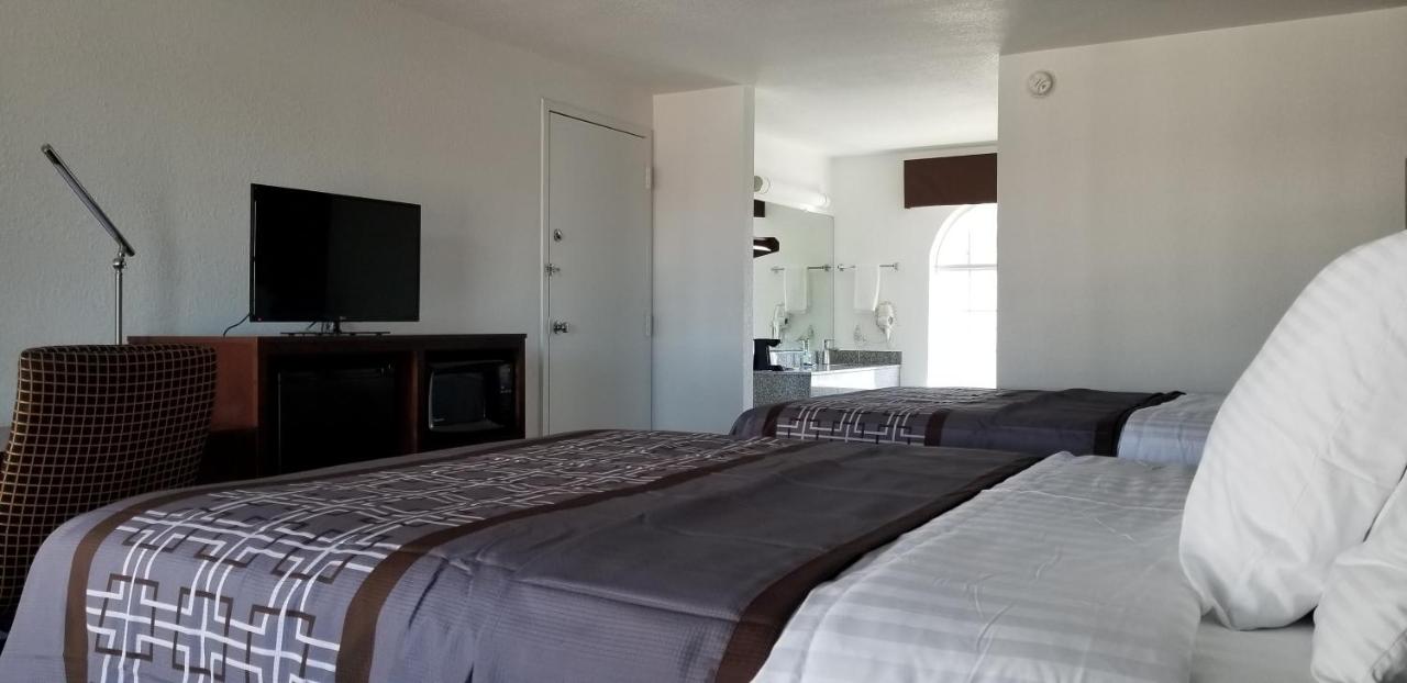 | Key West Inn - Boaz