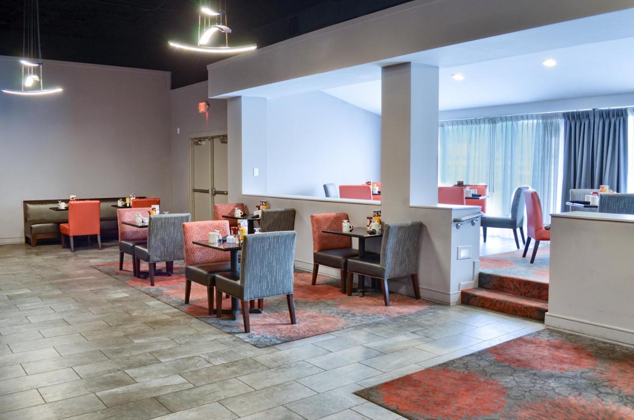 | Holiday Inn Mobile West I-10, an IHG Hotel