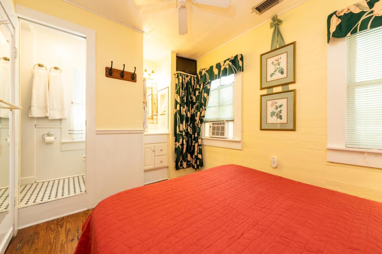  | Knowles House B&B - Adult Only