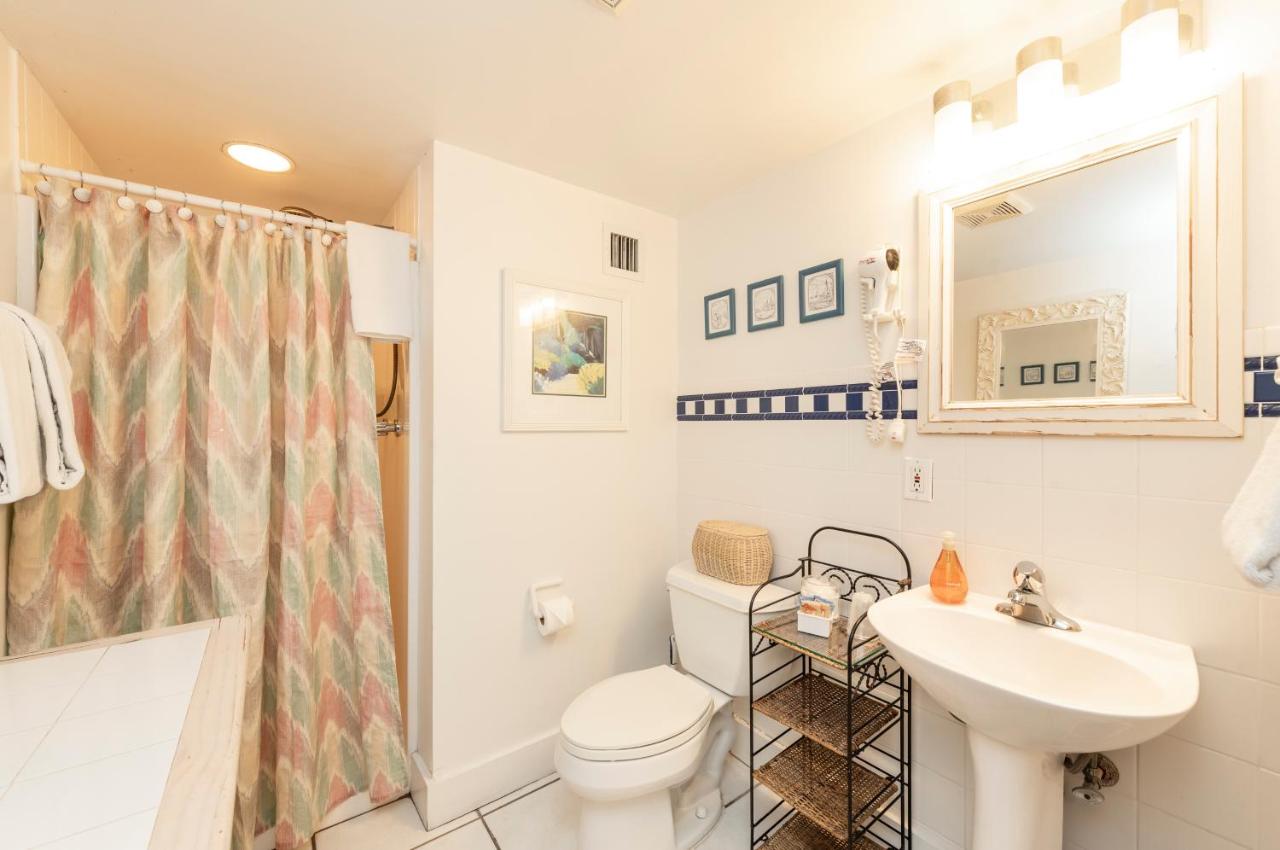  | Knowles House B&B - Adult Only