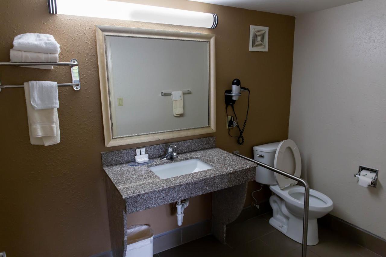 | Regency Inn