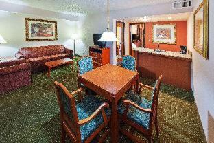 Room #4460222 at AmericInn by Wyndham Omaha