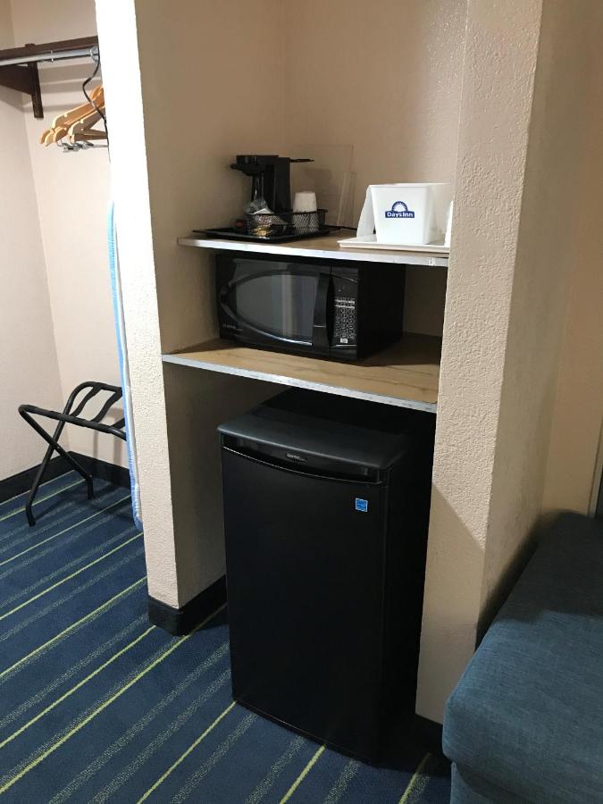 King Room - Disability Access/Non-Smoking at Days Inn by Wyndham Panama City