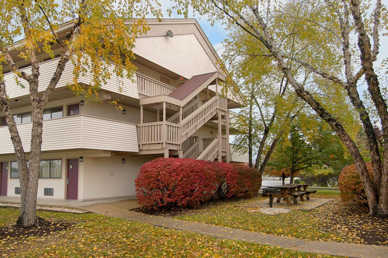 | Red Roof Inn PLUS+ Philadelphia Airport
