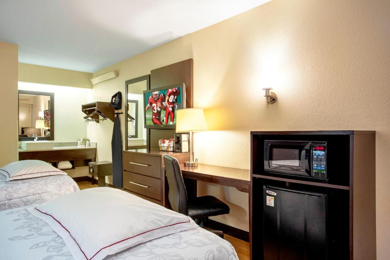 Premium Room with Two Double Beds Smoke Free at Red Roof Inn PLUS+ Ann Arbor - U of Michigan North