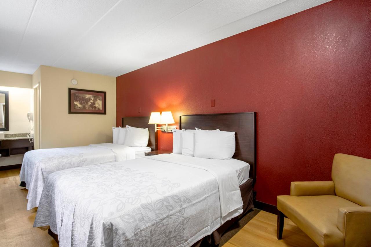 Deluxe Room with Two Double Beds Smoke Free at Red Roof Inn PLUS+ Columbus - Dublin