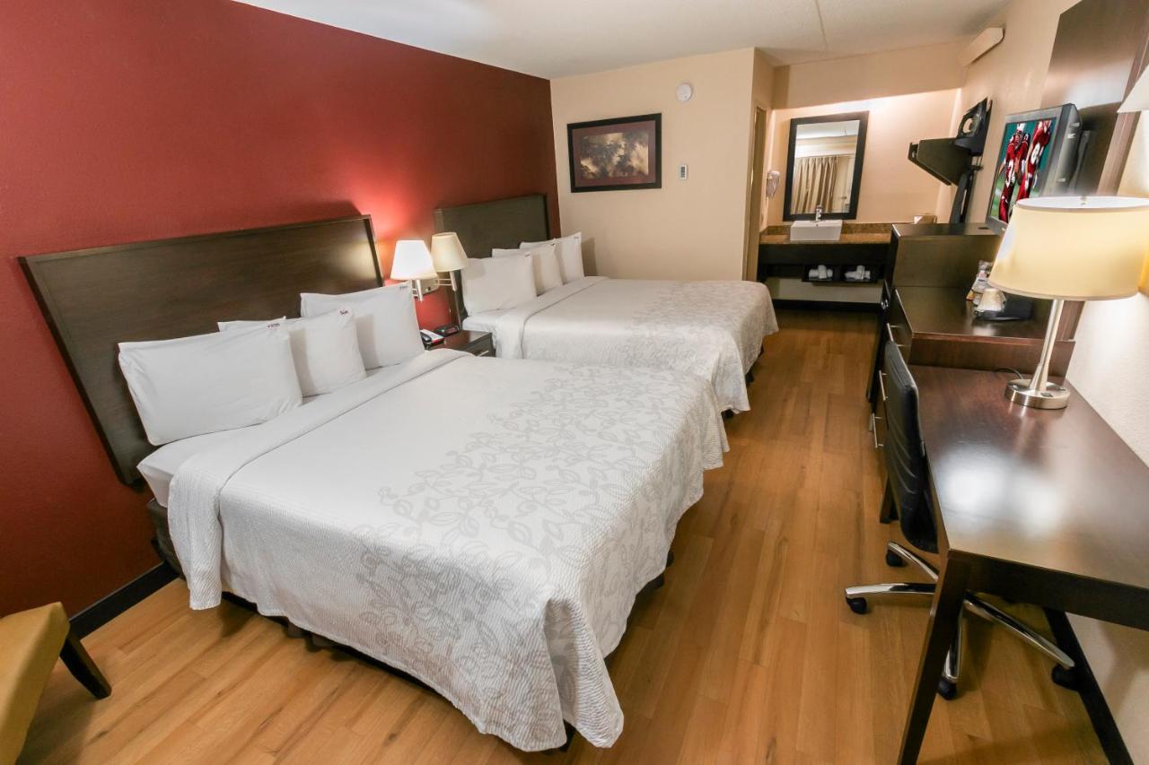 Deluxe Room with Two Double Beds Smoke Free at Red Roof Inn PLUS+ Washington DC - Manassas