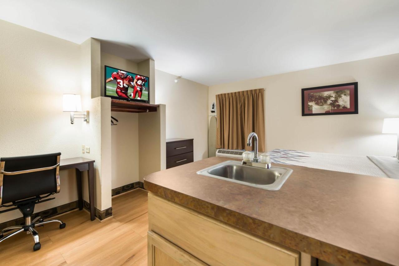 Superior King Room - Non-Smoking at Econo Lodge Inn & Suites