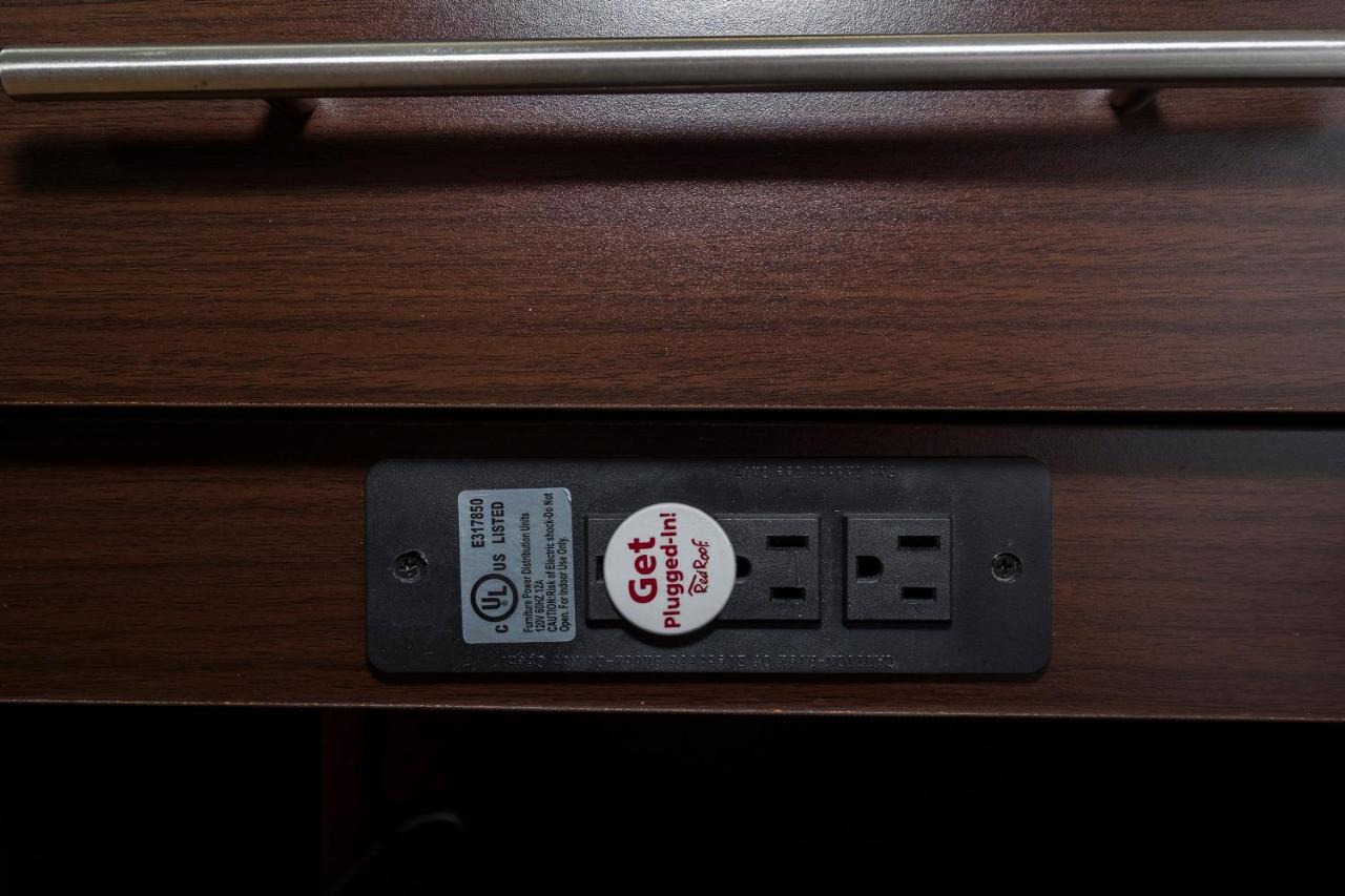 Deluxe King Room Smoke Free at Red Roof Inn PLUS+ Poughkeepsie