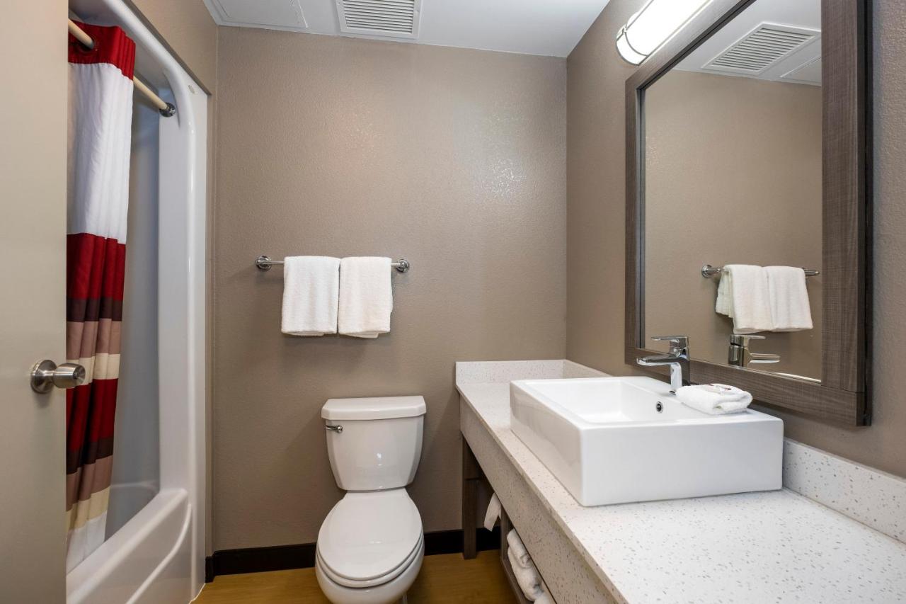 Superior King Room Smoke Free at Red Roof Inn PLUS+ Boston - Mansfield/ Foxboro