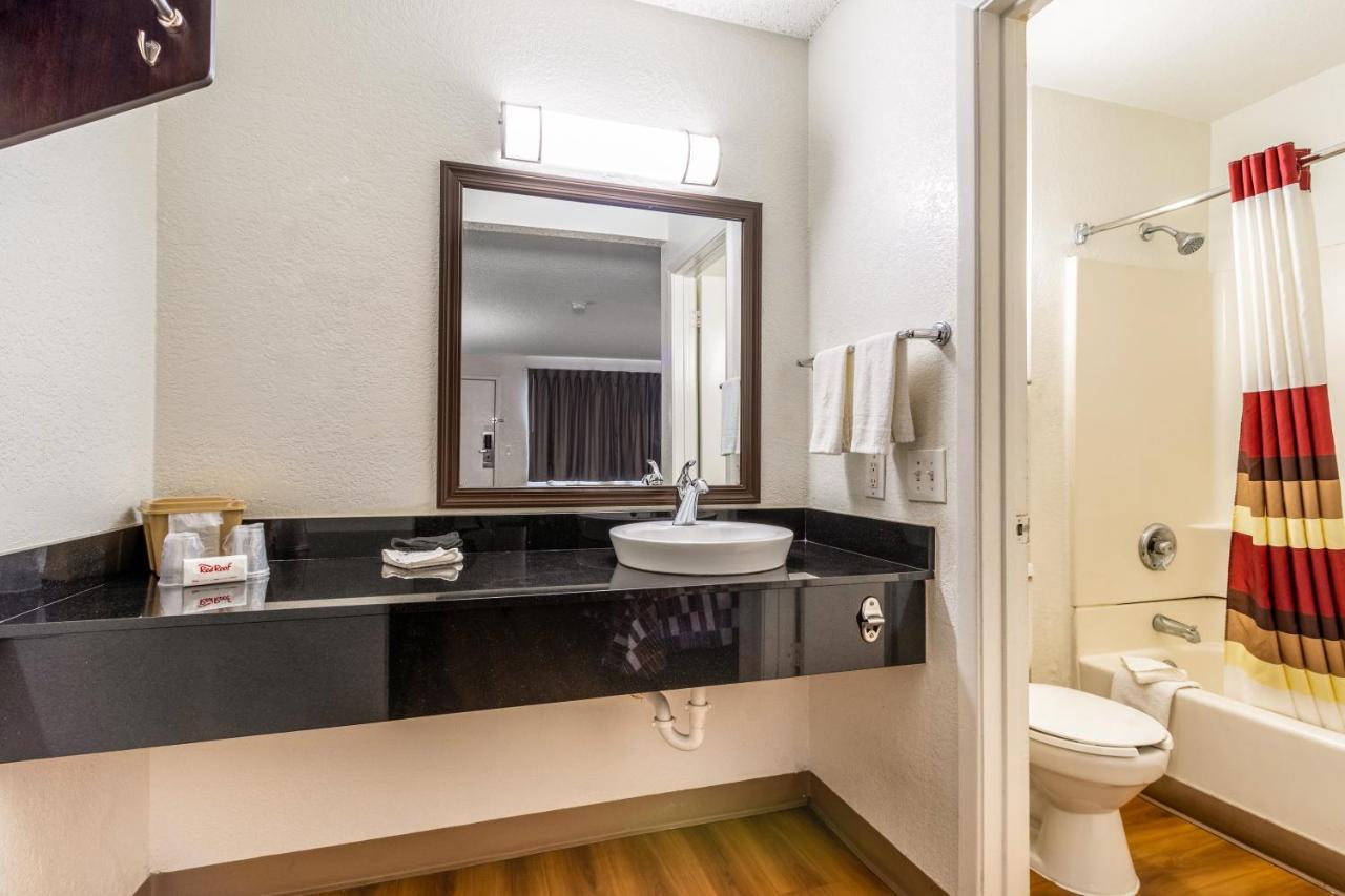 Deluxe Room with Two Double Beds Non-Smoking at Red Roof Inn Phoenix - Midtown