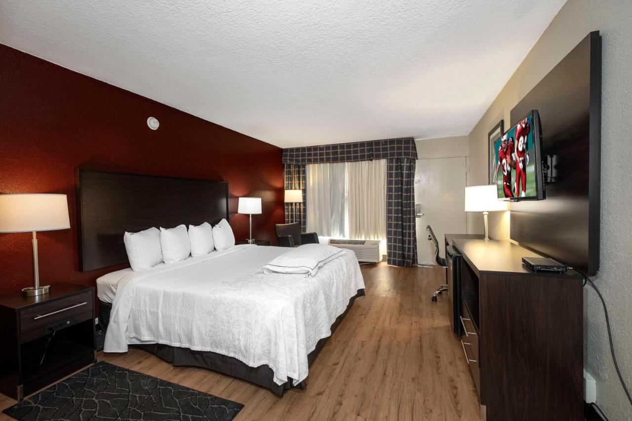 Premium King Room Smoke-Free at Red Roof Inn PLUS+ St Augustine