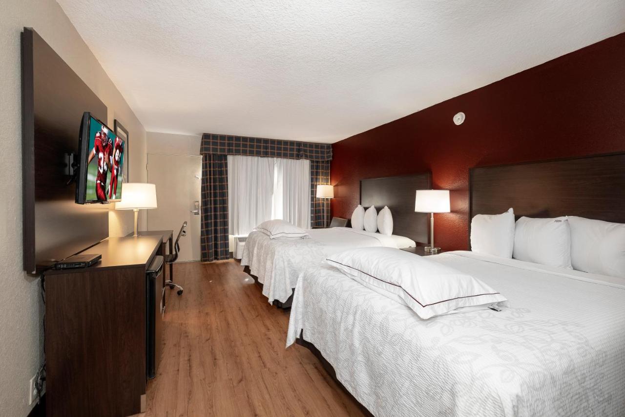 Premium Queen Room with Two Queen Beds Smoke-Free at Red Roof Inn PLUS+ St Augustine