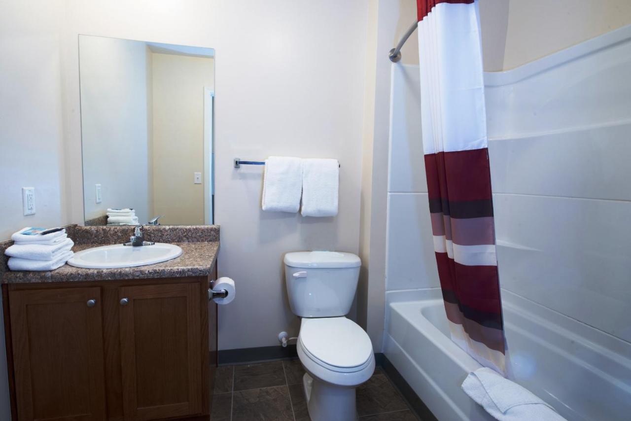 Suite King with Kitchen Non-Smoking at Red Roof Inn & Suites Dickinson