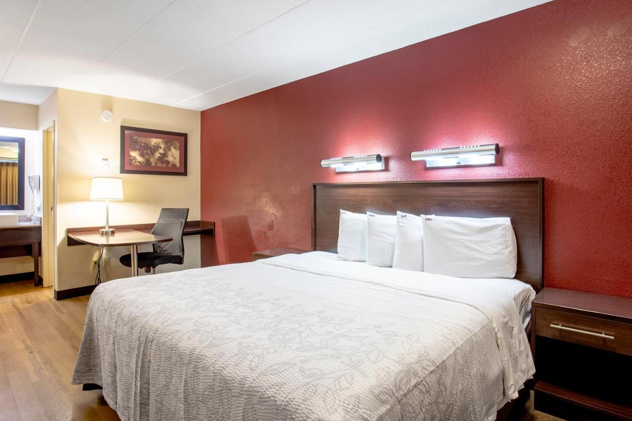 Premium King Room Smoke Free (Upgraded Bedding and Snack Box) at Red Roof Inn PLUS+ Washington DC - Rockville