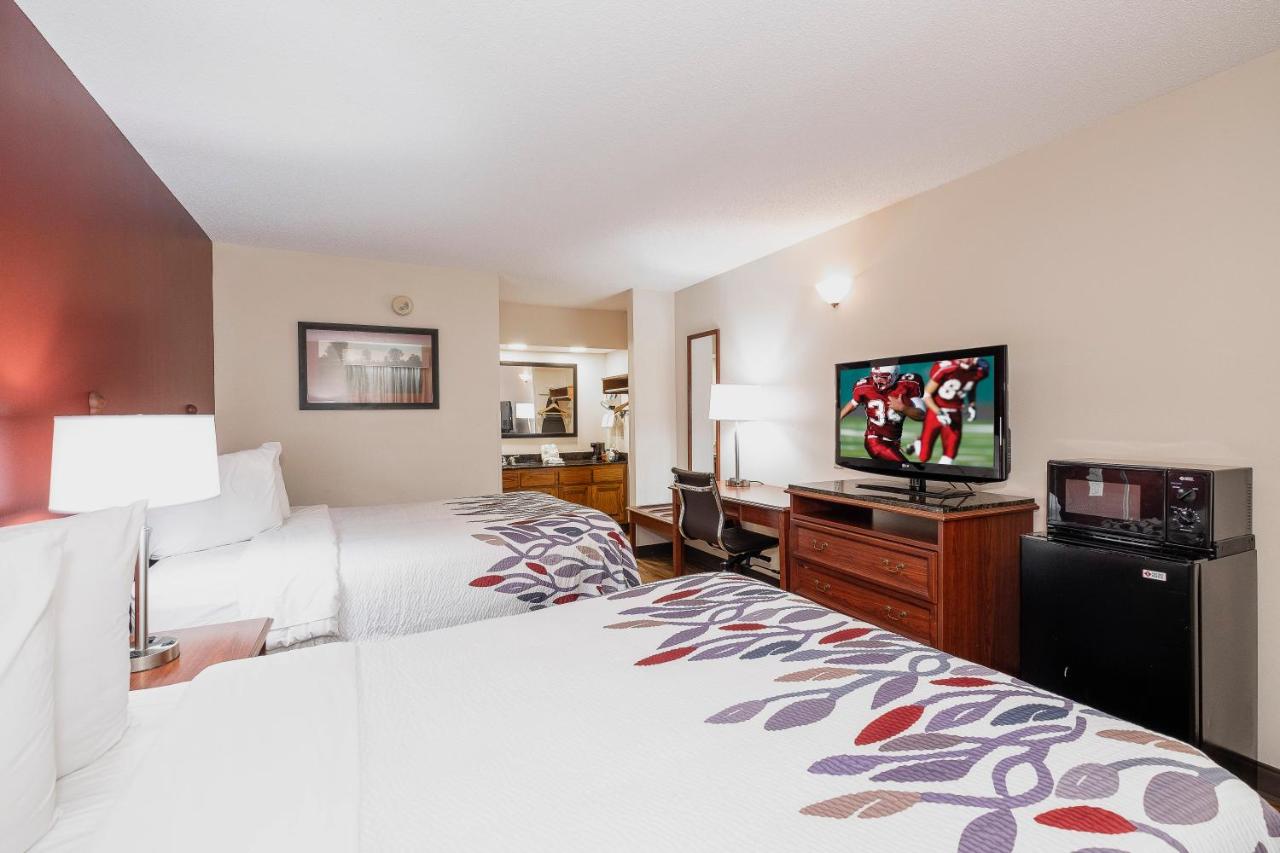 Deluxe Double Room with Two Double Beds – Non-Smoking at Red Roof Inn & Suites Calhoun