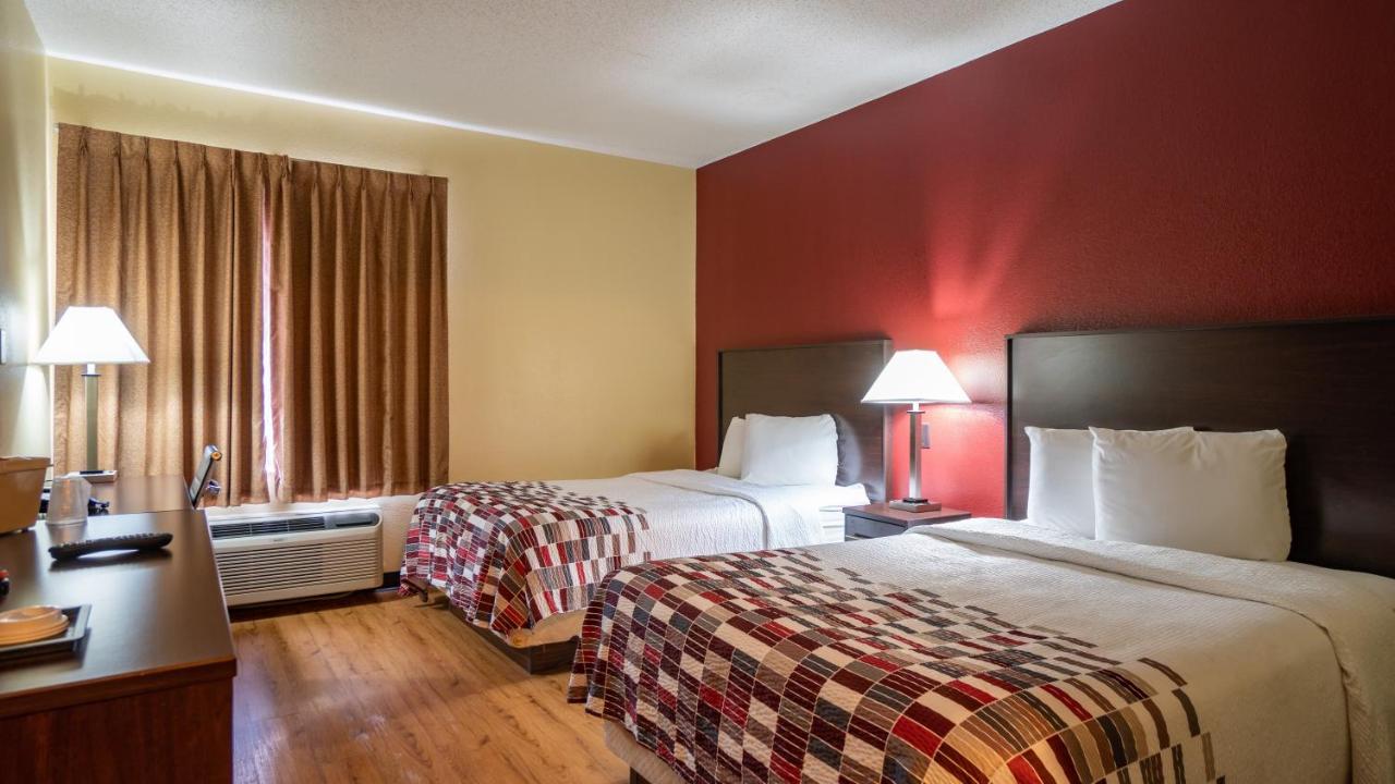 Deluxe Room with Two Double Beds Non-Smoking at Red Roof Inn & Suites Indianapolis Airport
