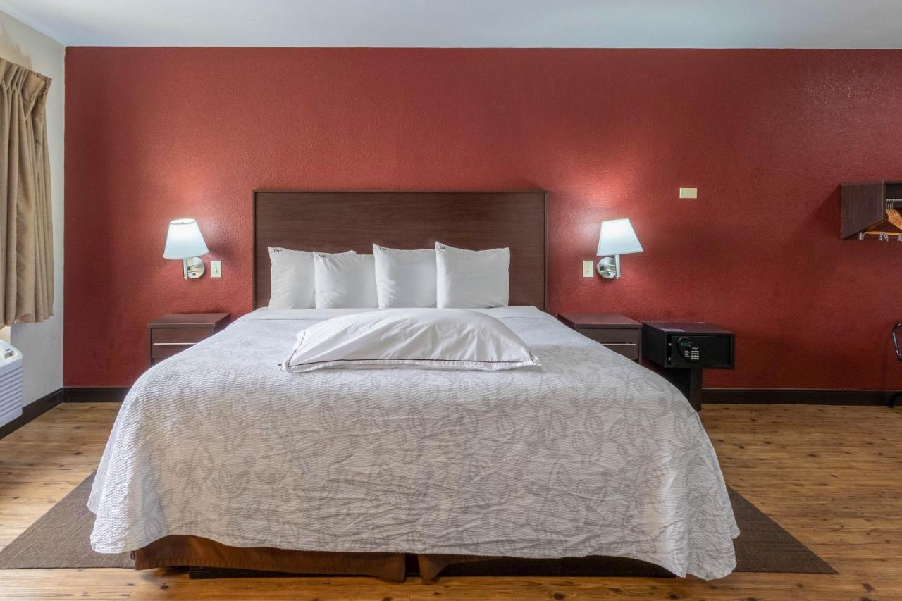 Premium King Room Disability Access Smoke Free (Upgraded Bedding & Snack) at Red Roof Inn PLUS+ El Paso East