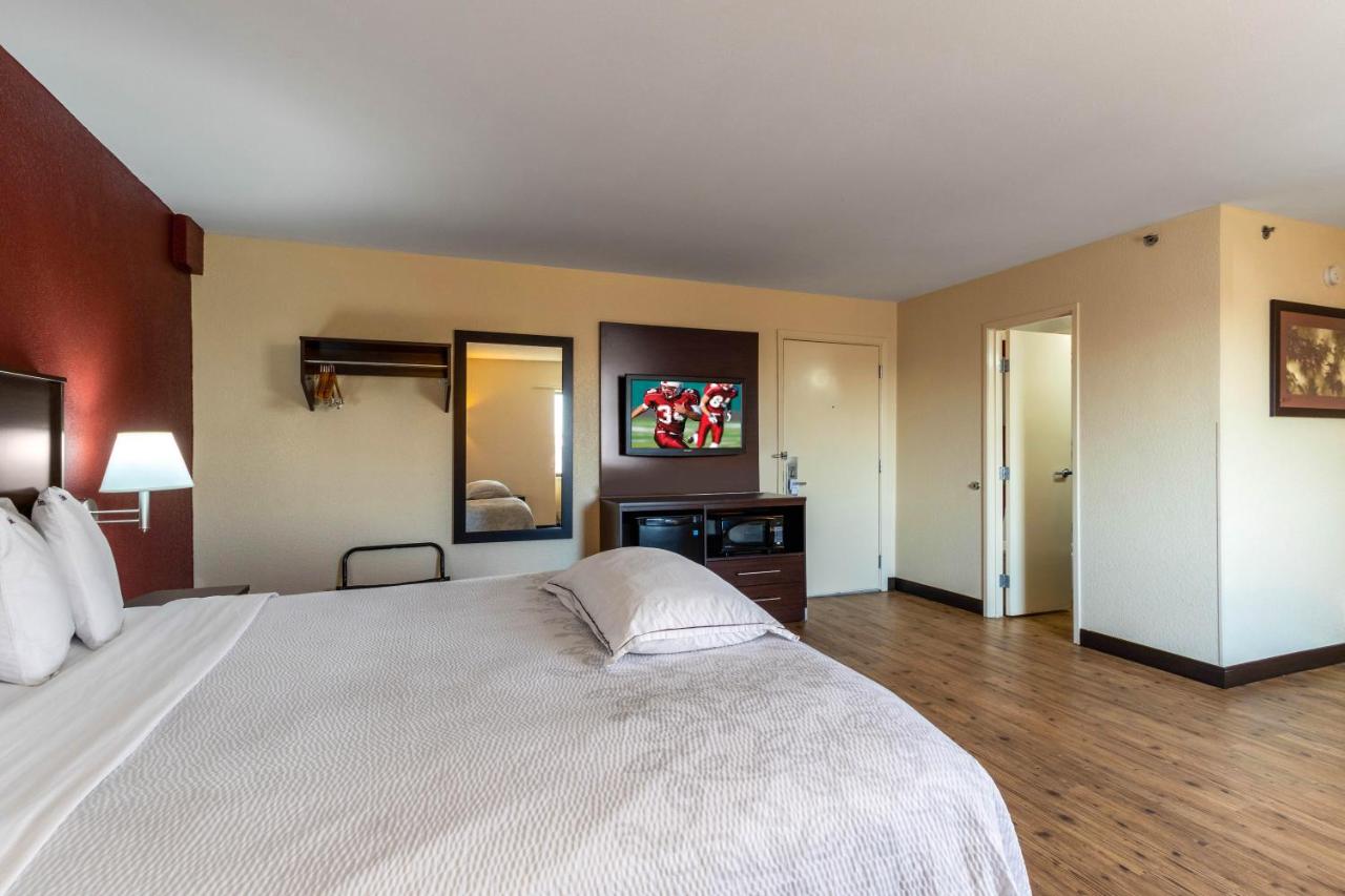 Premium King Room Disability Access Smoke Free (Upgraded Bedding & Snack) at Red Roof Inn PLUS+ El Paso East
