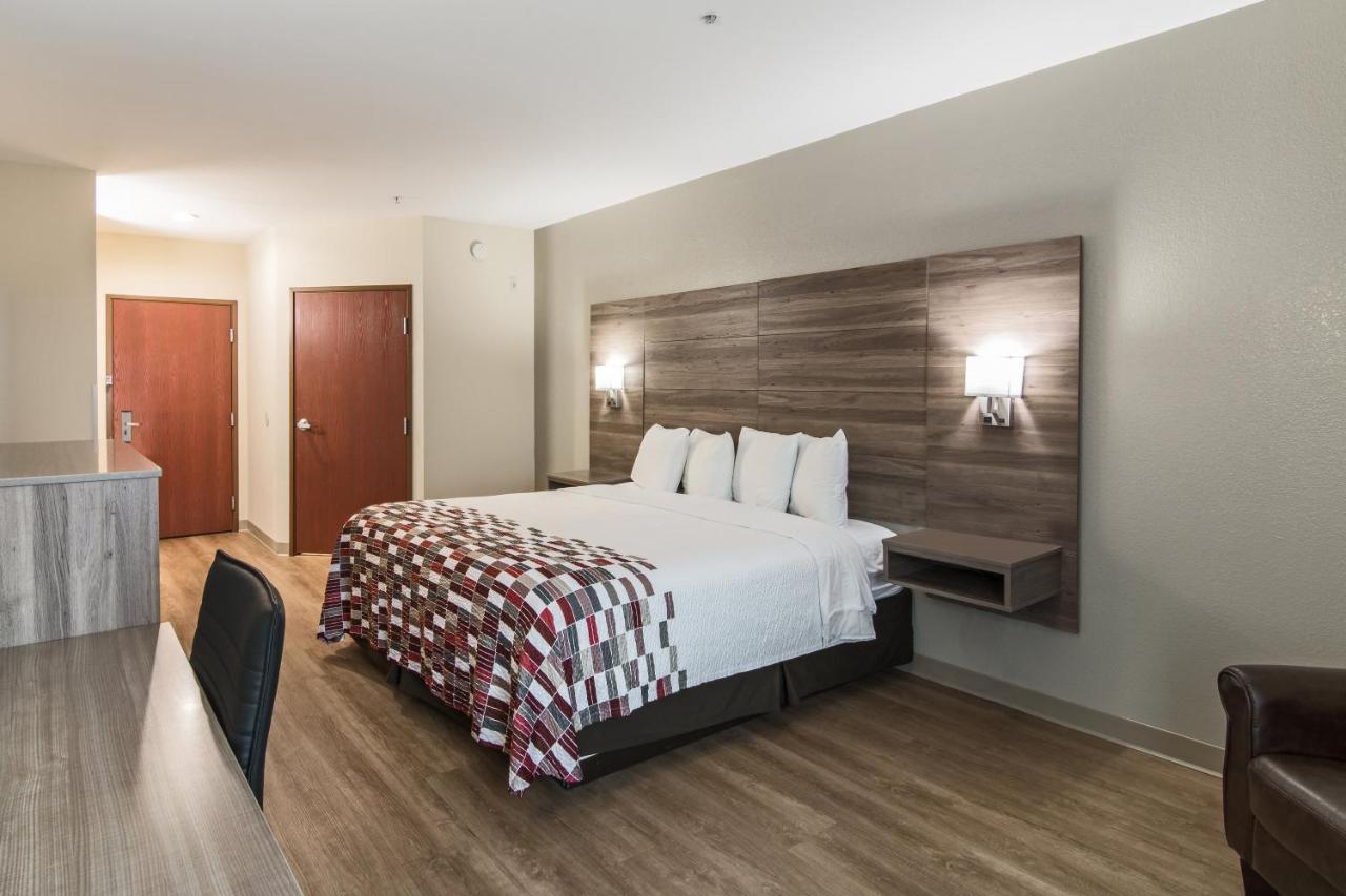Superior King Room - Non-Smoking at Red Roof Inn Panama City