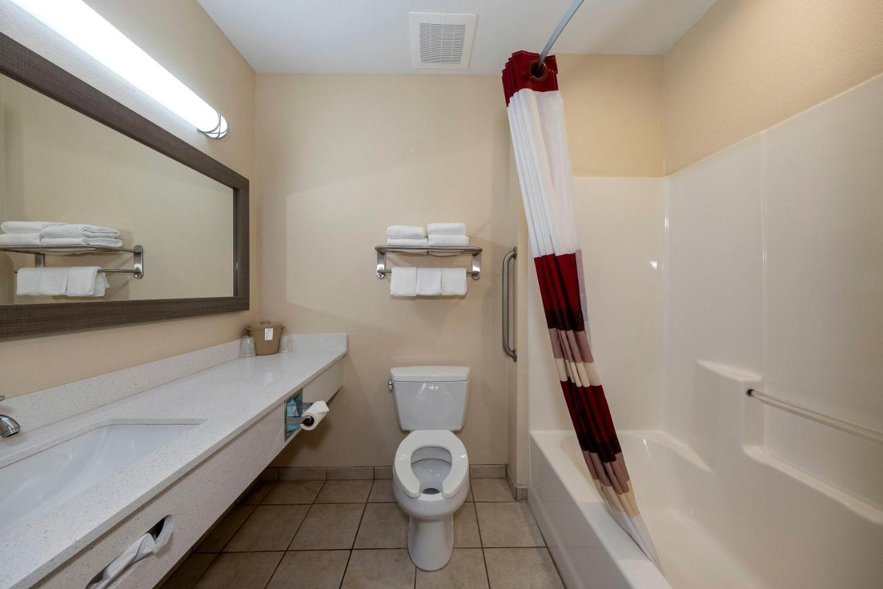 Deluxe King Room with Kitchen - Non-Smoking at Red Roof Inn Panama City