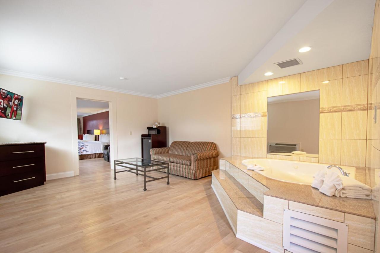 King Suite with Two King Beds with Fireplace/Jacuzzi - Non-Smoking at Red Roof Inn & Suites Monterey