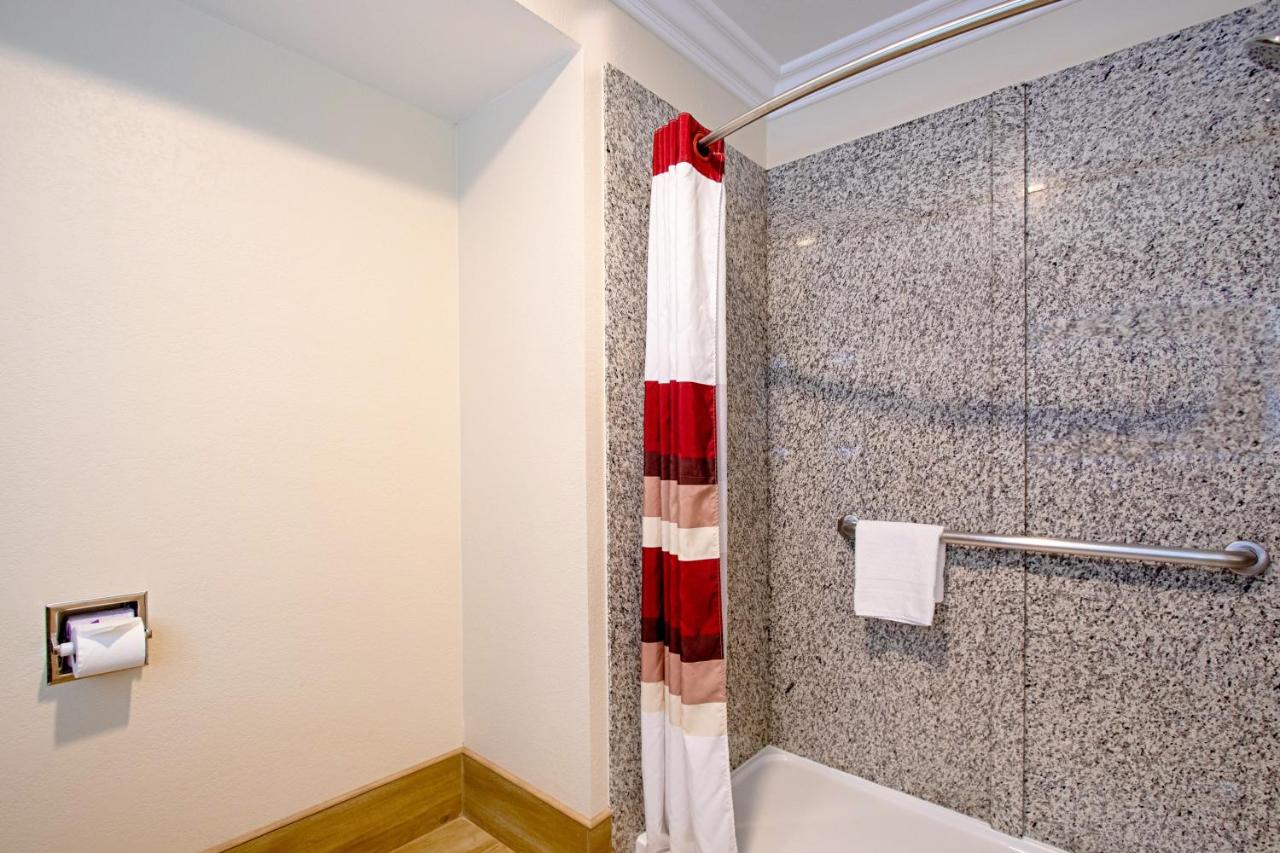King Suite with Fireplace - Non-Smoking at Red Roof Inn & Suites Monterey