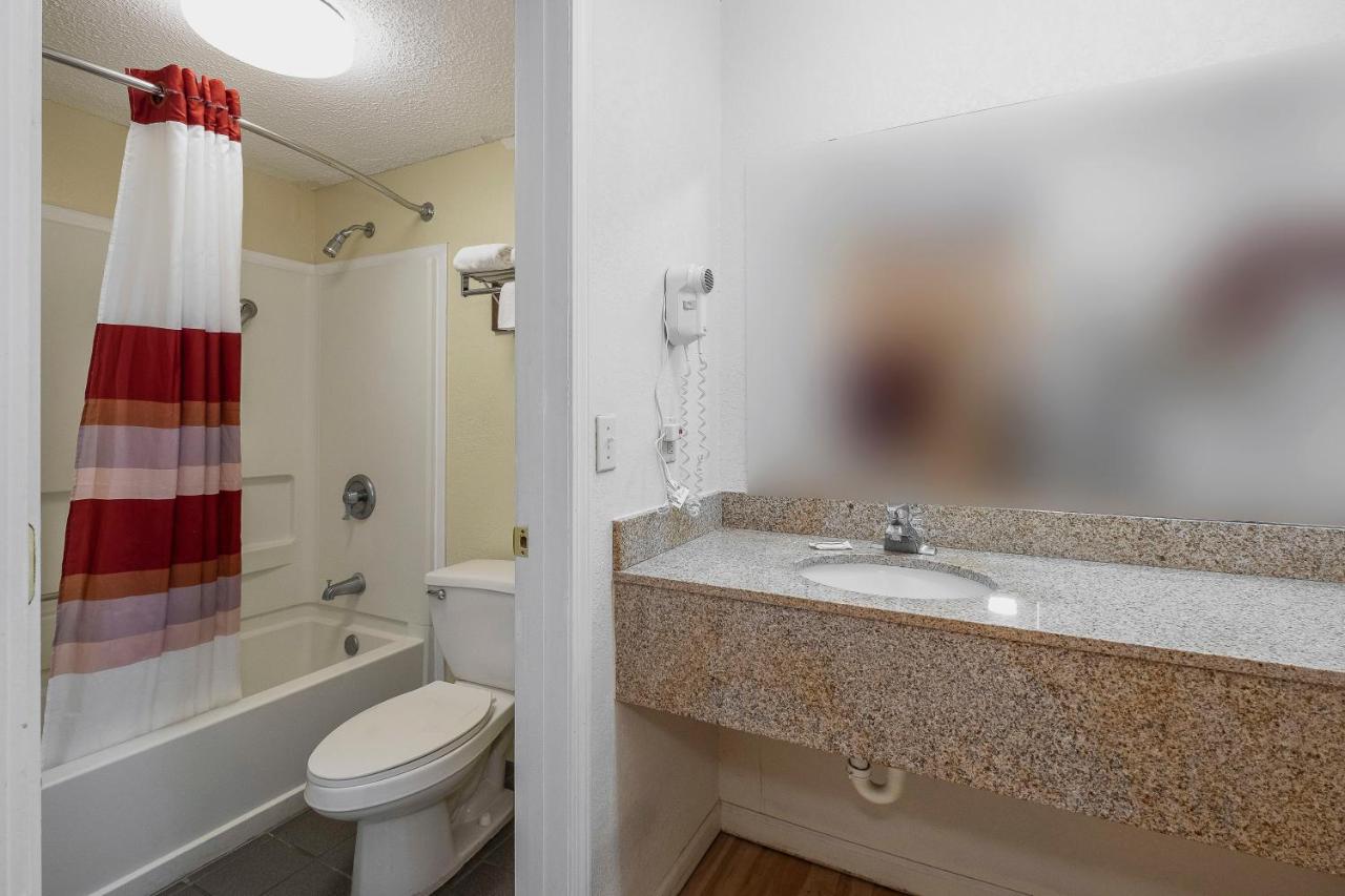 Suite King Room with Two King Beds - Non-Smoking at Red Roof Inn & Suites Rome