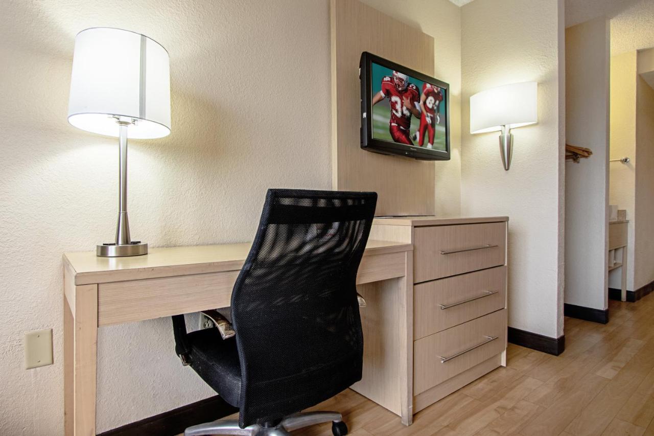 Deluxe Room with Two Double Beds Smoke Free at Red Roof Inn PLUS+ West Palm Beach