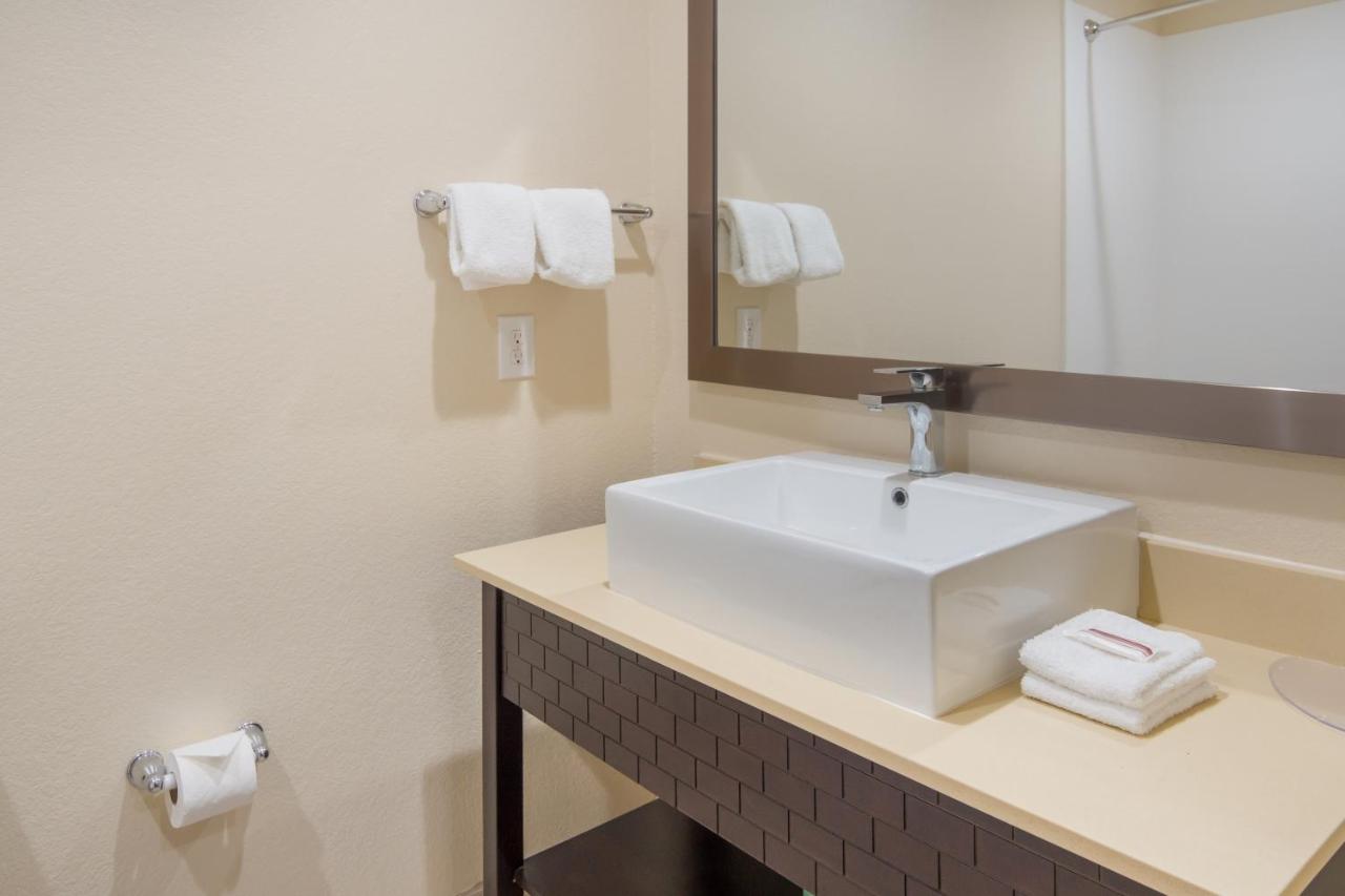 Premium Double Room with Two Double Beds Smoke-Free at Red Roof Inn PLUS+ Fort Worth - Burleson