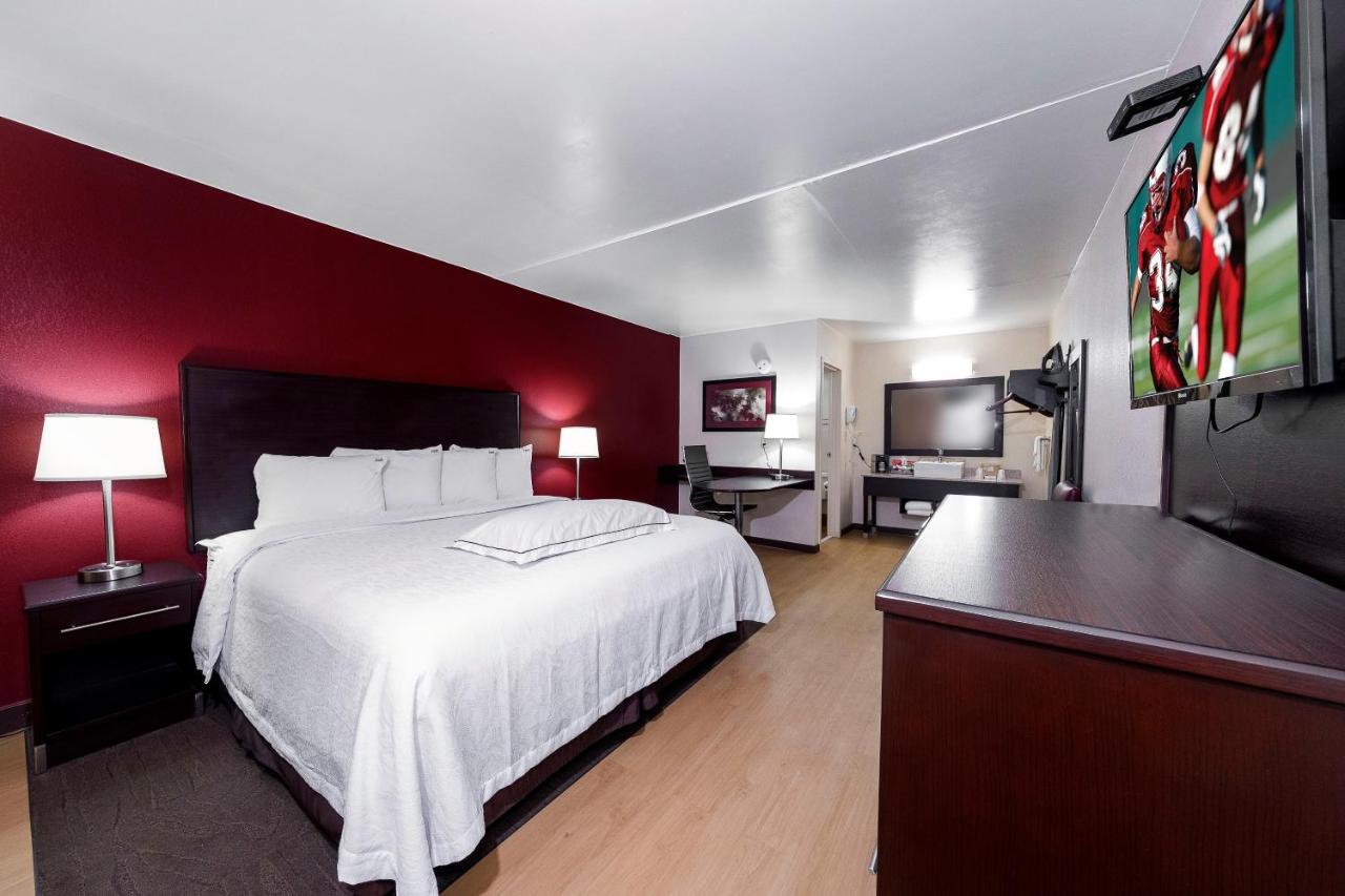 Premium King Room Smoke Free (Upgraded Bedding & Snack Box) at Red Roof Inn PLUS+ Huntsville - Madison