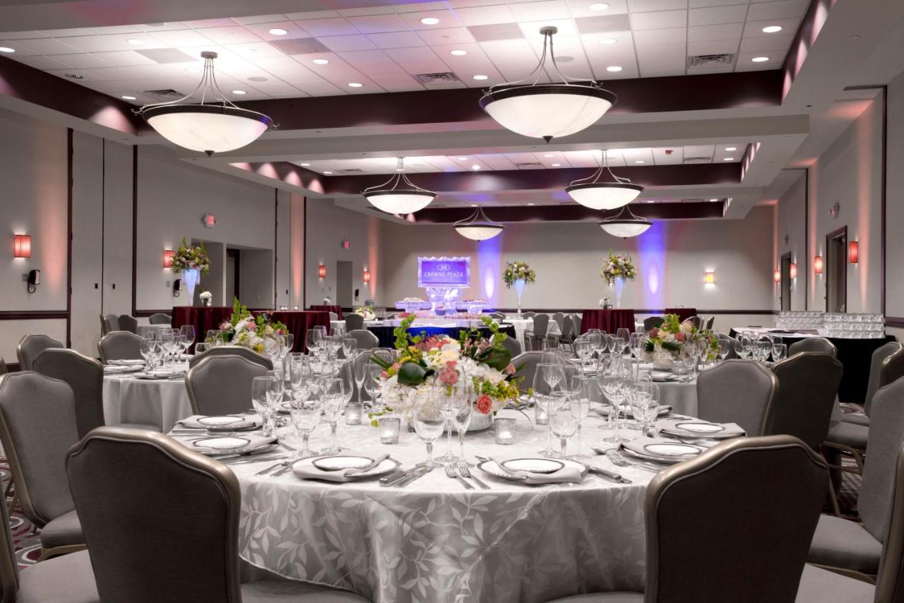 | Crowne Plaza Greenville, an IHG Hotel