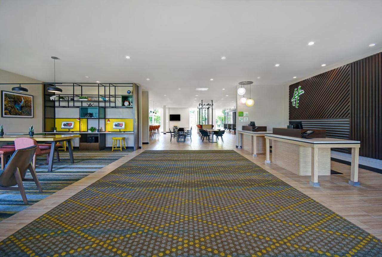  | Holiday Inn Grand Rapids North - Walker, an IHG Hotel