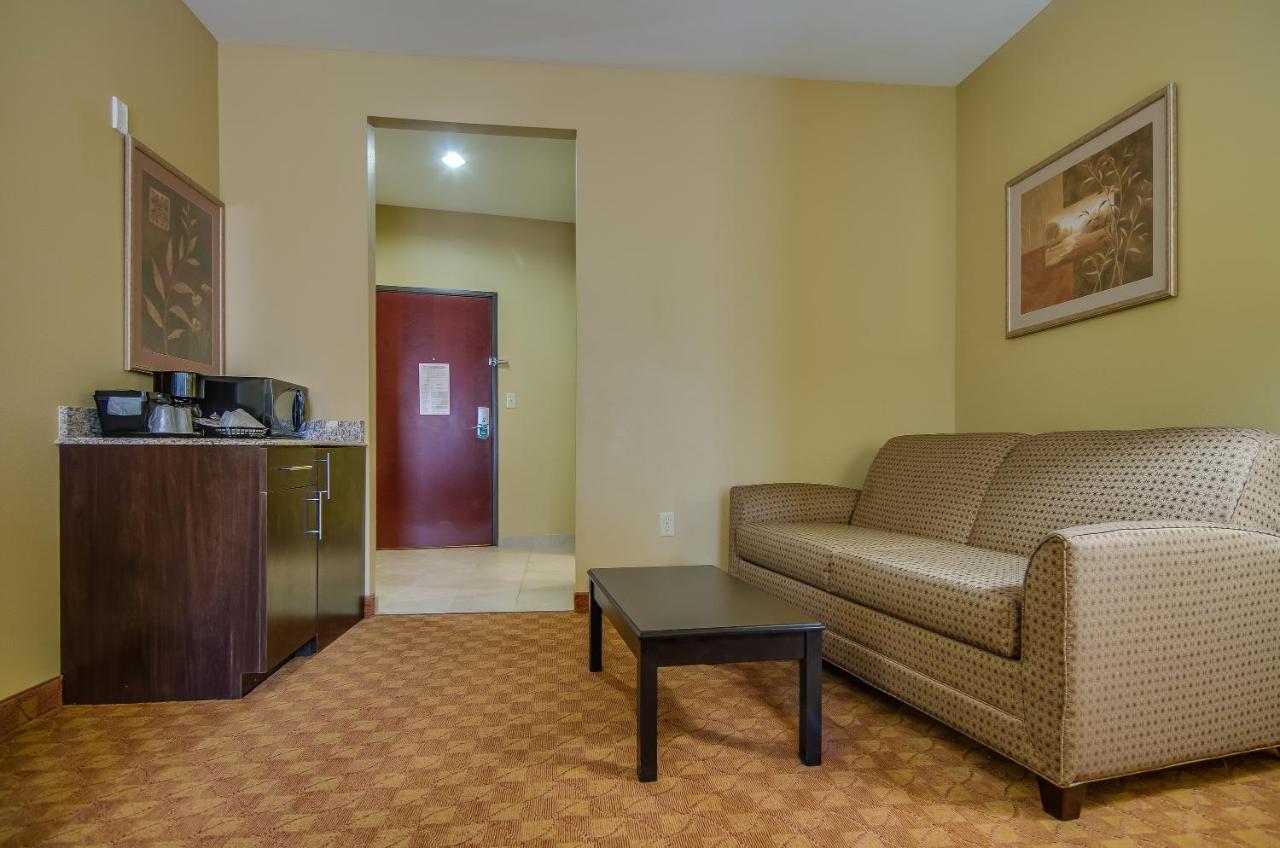 King Suite - Non-Smoking at Comfort Suites Old Town Spring