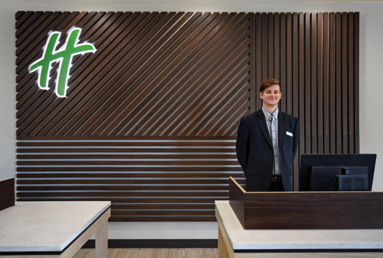  | Holiday Inn Grand Rapids North - Walker, an IHG Hotel