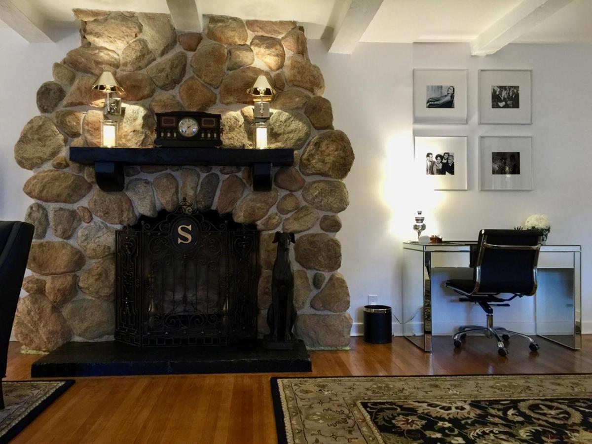 | AMIN CASA PALM SPRINGS