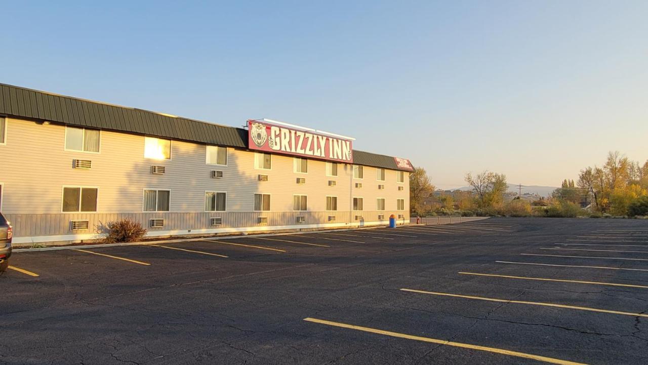 | Grizzly Inn