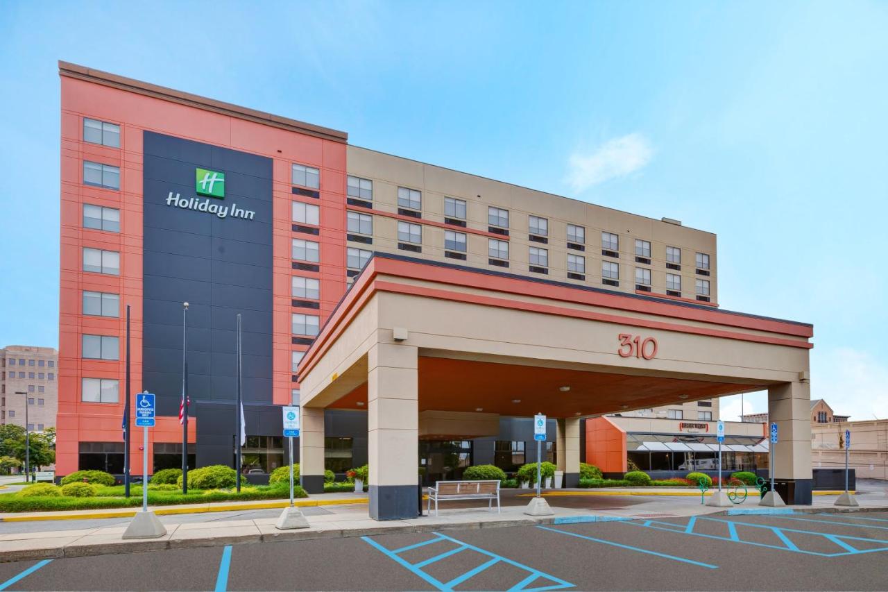  | Holiday Inn Grand Rapids Downtown, an IHG Hotel