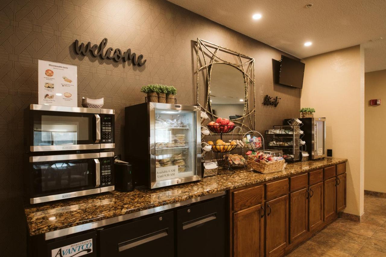 | EverSpring Suites