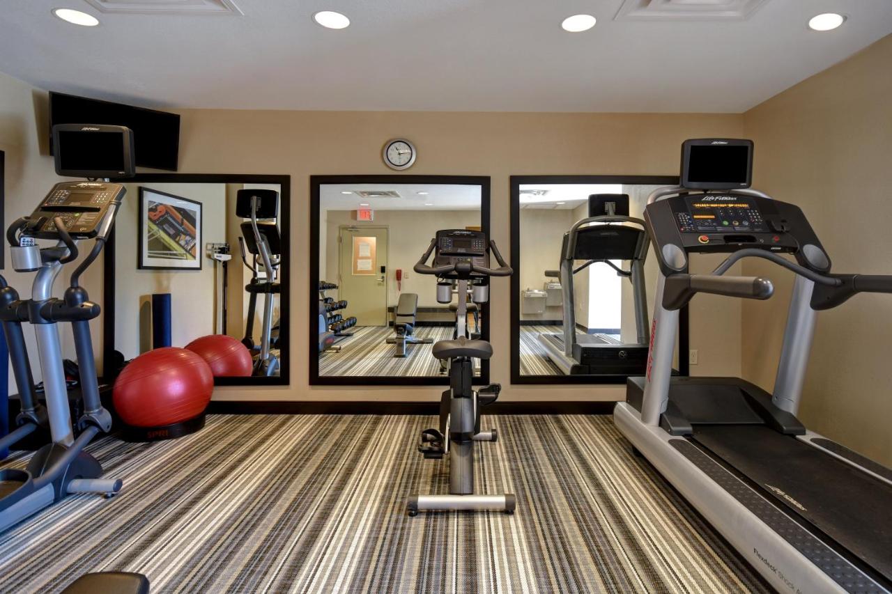 | Candlewood Suites St Clairsville Wheeling Area, an IHG Hotel