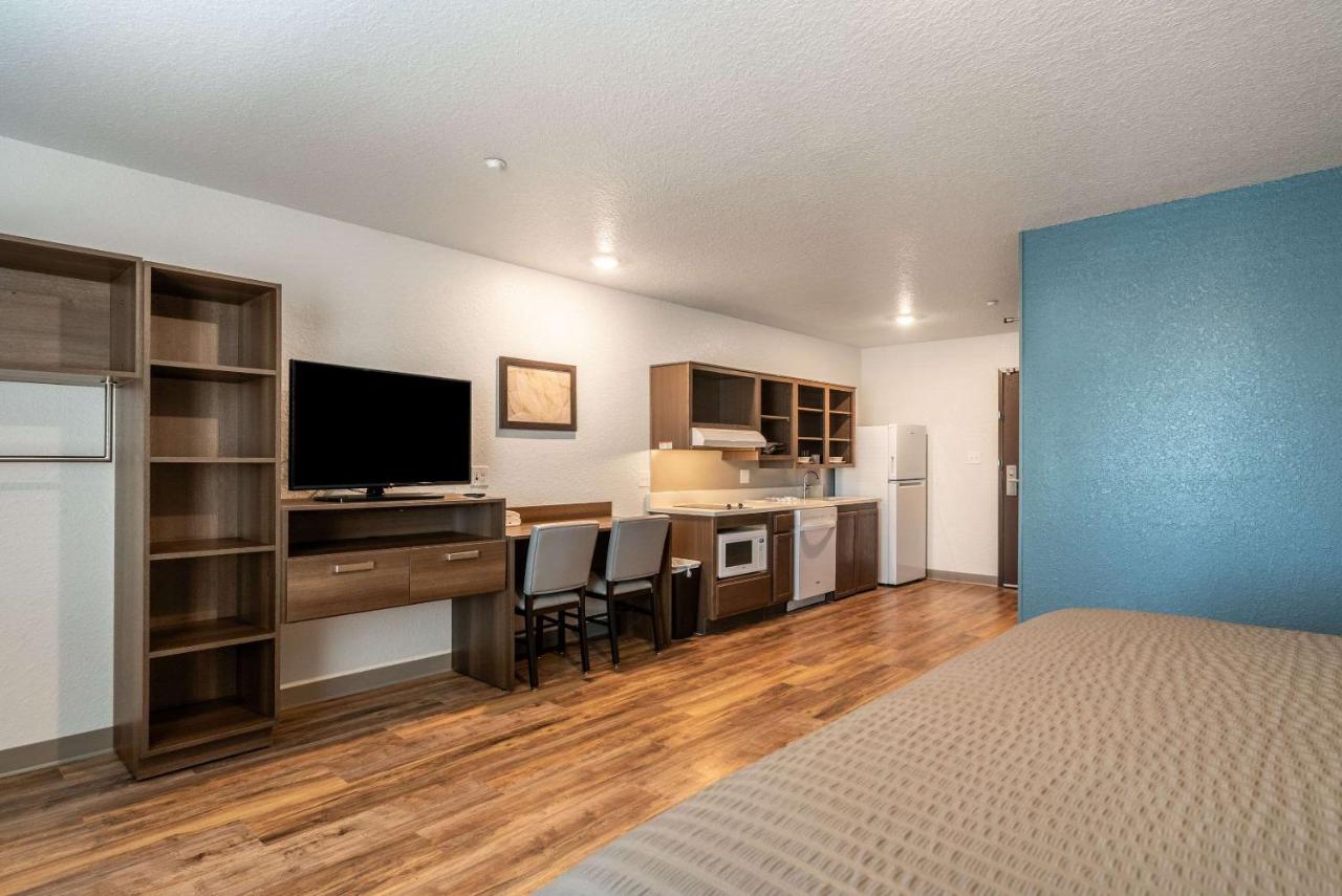 King Room - Accessible/Non-Smoking at WoodSpring Suites Sanford North I-4 Orlando Area